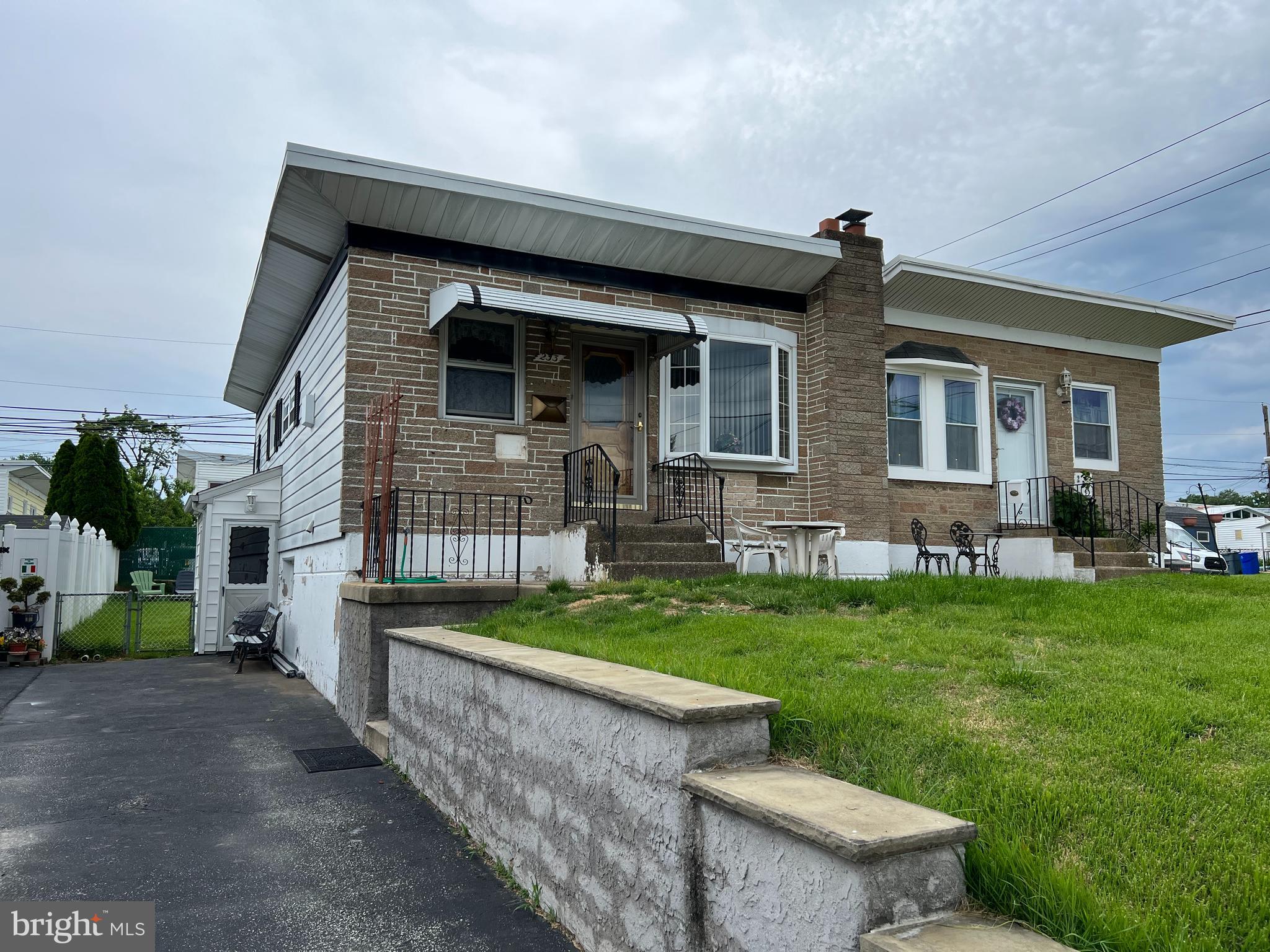 233 Hoffman Road Ridley Park, PA 19078 - Photo 3 of 20 Gallery Image 3