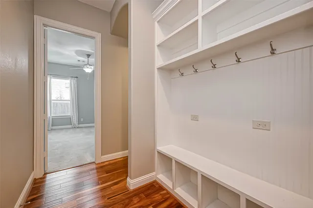 a view of an empty walk in closet