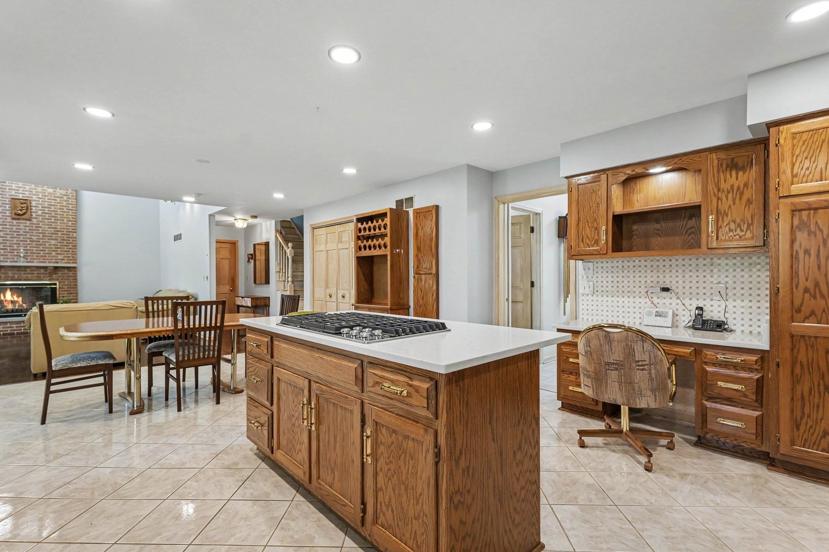 703 Westridge Road Joliet, IL 60431 - Photo 10 of 53