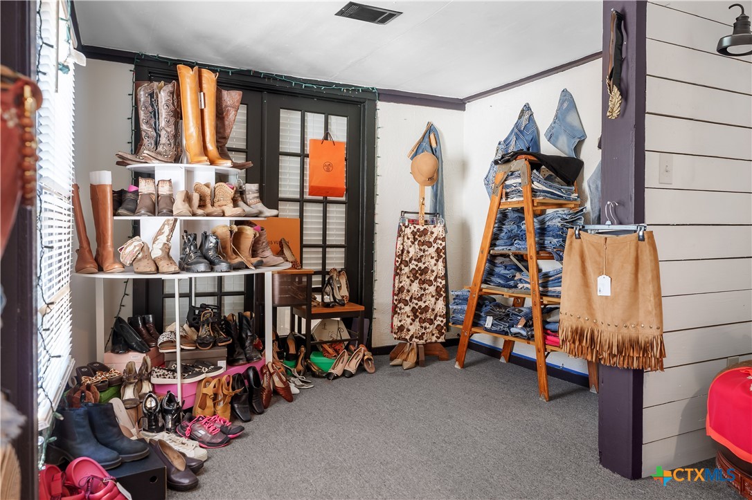 209 South Main Street Salado, TX 76571 - Photo 19 of 38 Suite B, Space 3
