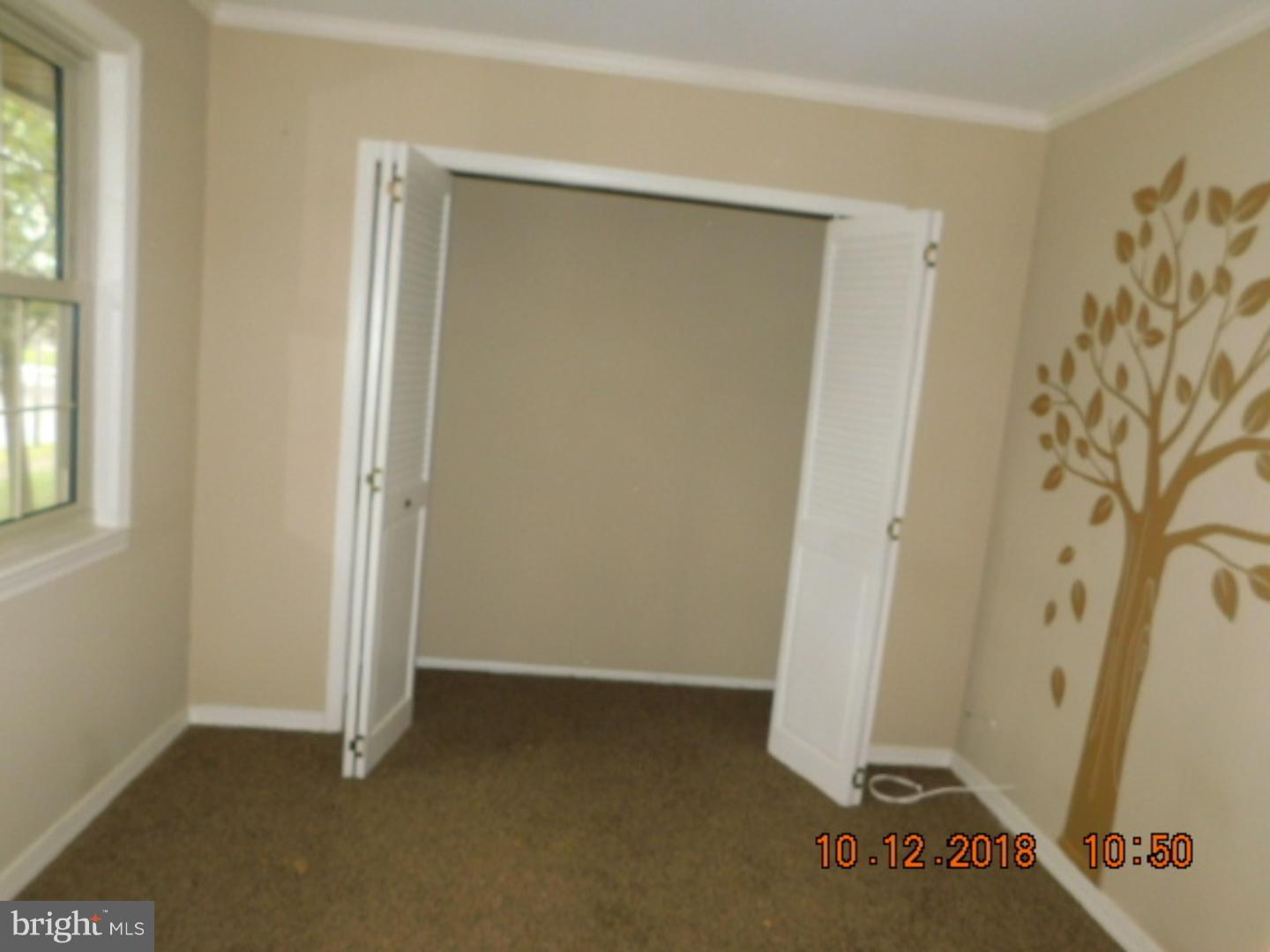15 Henry Street Riverside, NJ 08075 - Photo 5 of 12