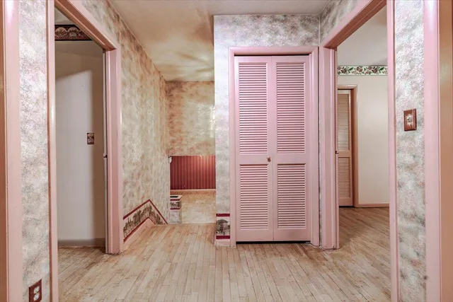 $399,000 | 319 Robin Court, St. Joseph, MI 49085