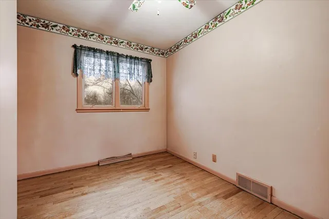 $399,000 | 319 Robin Court, St. Joseph, MI 49085