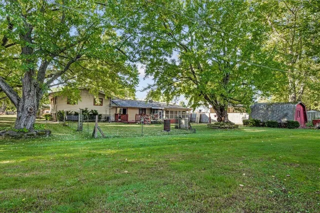 $399,000 | 319 Robin Court, St. Joseph, MI 49085