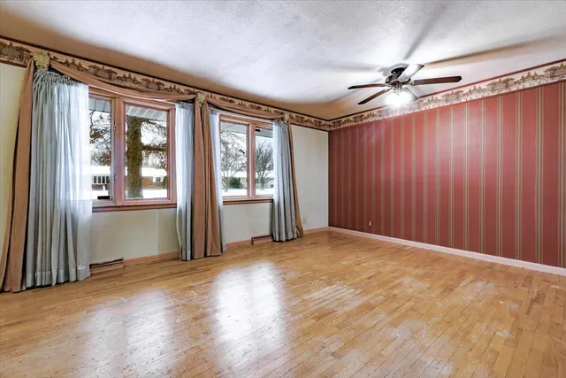 $399,000 | 319 Robin Court, St. Joseph, MI 49085