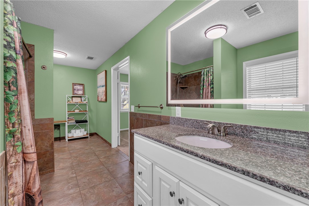 4923 Wire Road Ozark, AR 72949 - Photo 20 of 57 Gallery Image 20