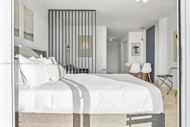 $3,000 | 7904 West Drive, Unit 305, North Bay Village, FL 33141