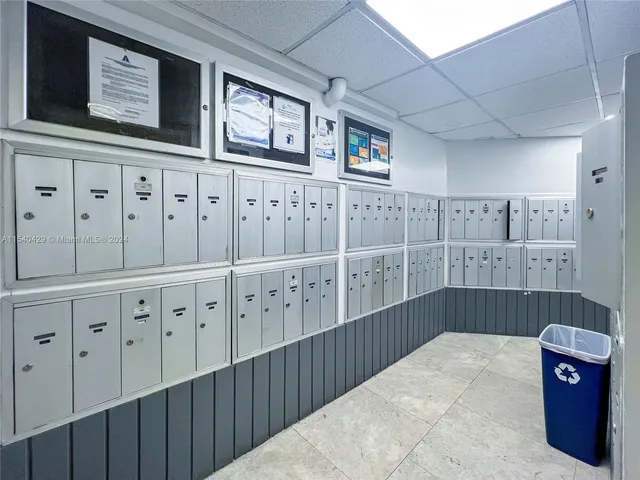 $3,000 | 7904 West Drive, Unit 305, North Bay Village, FL 33141