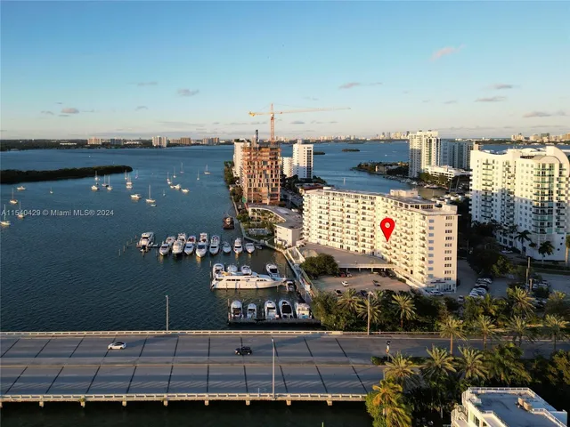 $3,000 | 7904 West Drive, Unit 305, North Bay Village, FL 33141