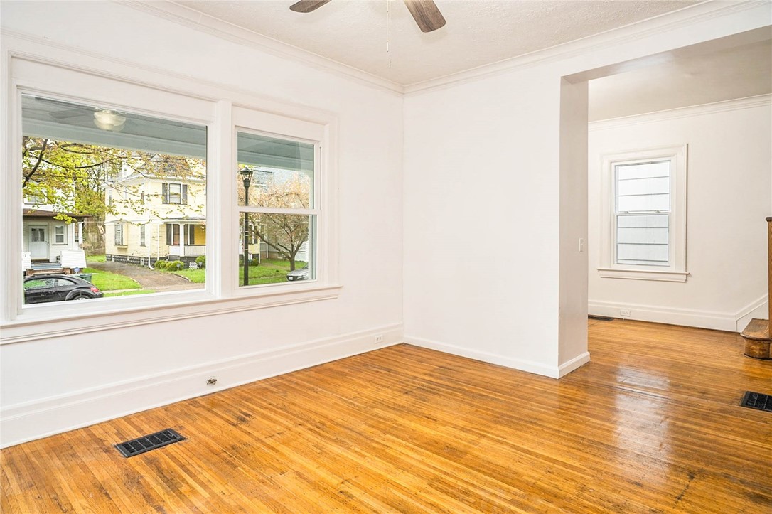 218 Wellington Avenue Rochester, NY 14611 - Photo 13 of 44