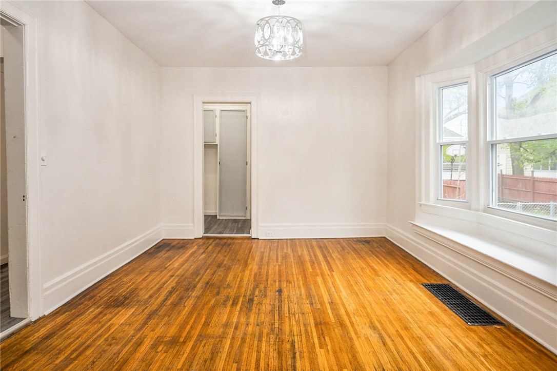 218 Wellington Avenue Rochester, NY 14611 - Photo 16 of 44