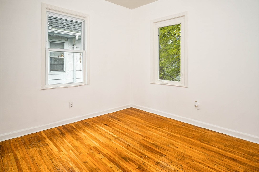 218 Wellington Avenue Rochester, NY 14611 - Photo 19 of 44