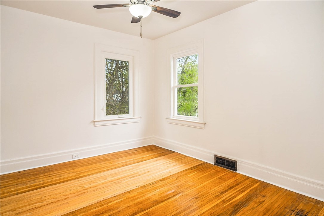 218 Wellington Avenue Rochester, NY 14611 - Photo 21 of 44