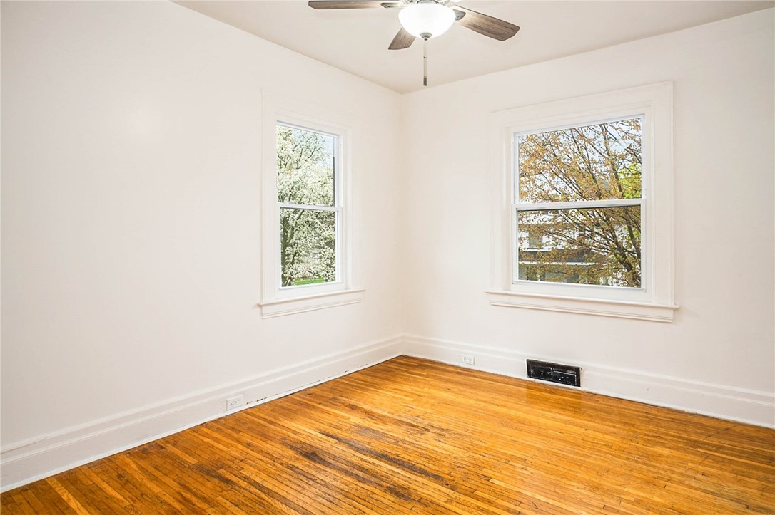 218 Wellington Avenue Rochester, NY 14611 - Photo 23 of 44