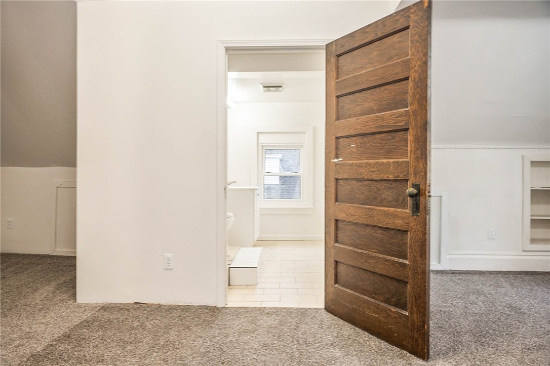 218 Wellington Avenue Rochester, NY 14611 - Photo 33 of 44