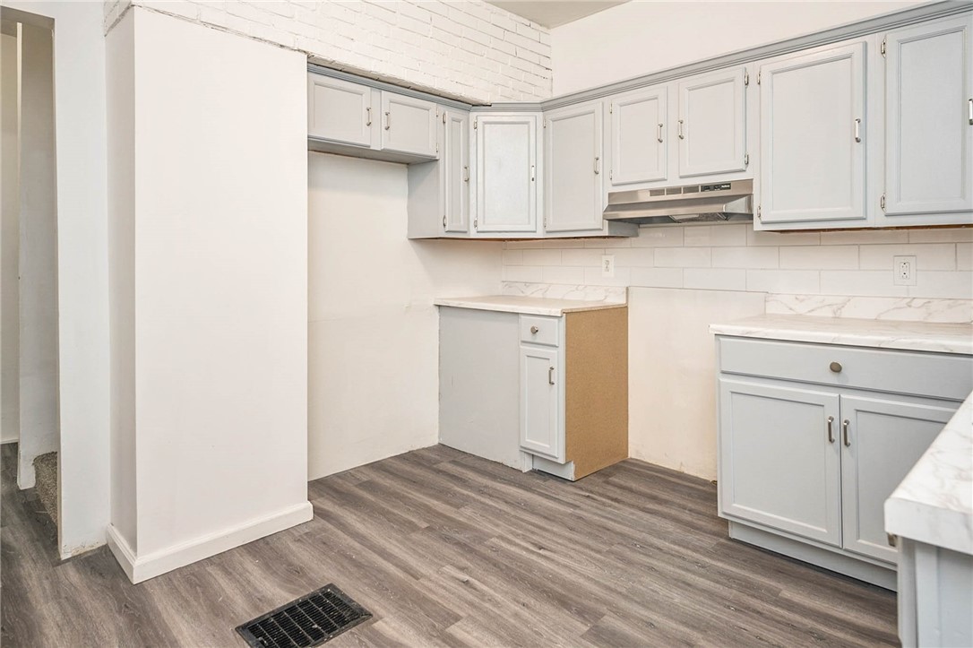 218 Wellington Avenue Rochester, NY 14611 - Photo 39 of 44