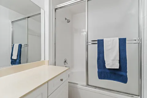 $320,000 | 2915 Tuscany Court, Unit 102, Palm Beach Gardens, FL 33410