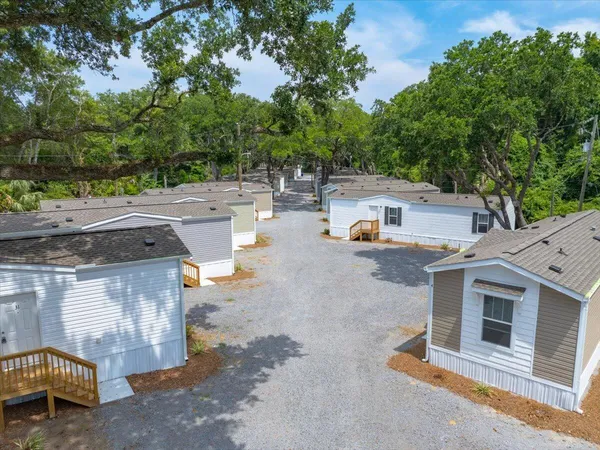 $1,850 | 1156 Russell Drive, Unit 13, Mount Pleasant, SC 29464