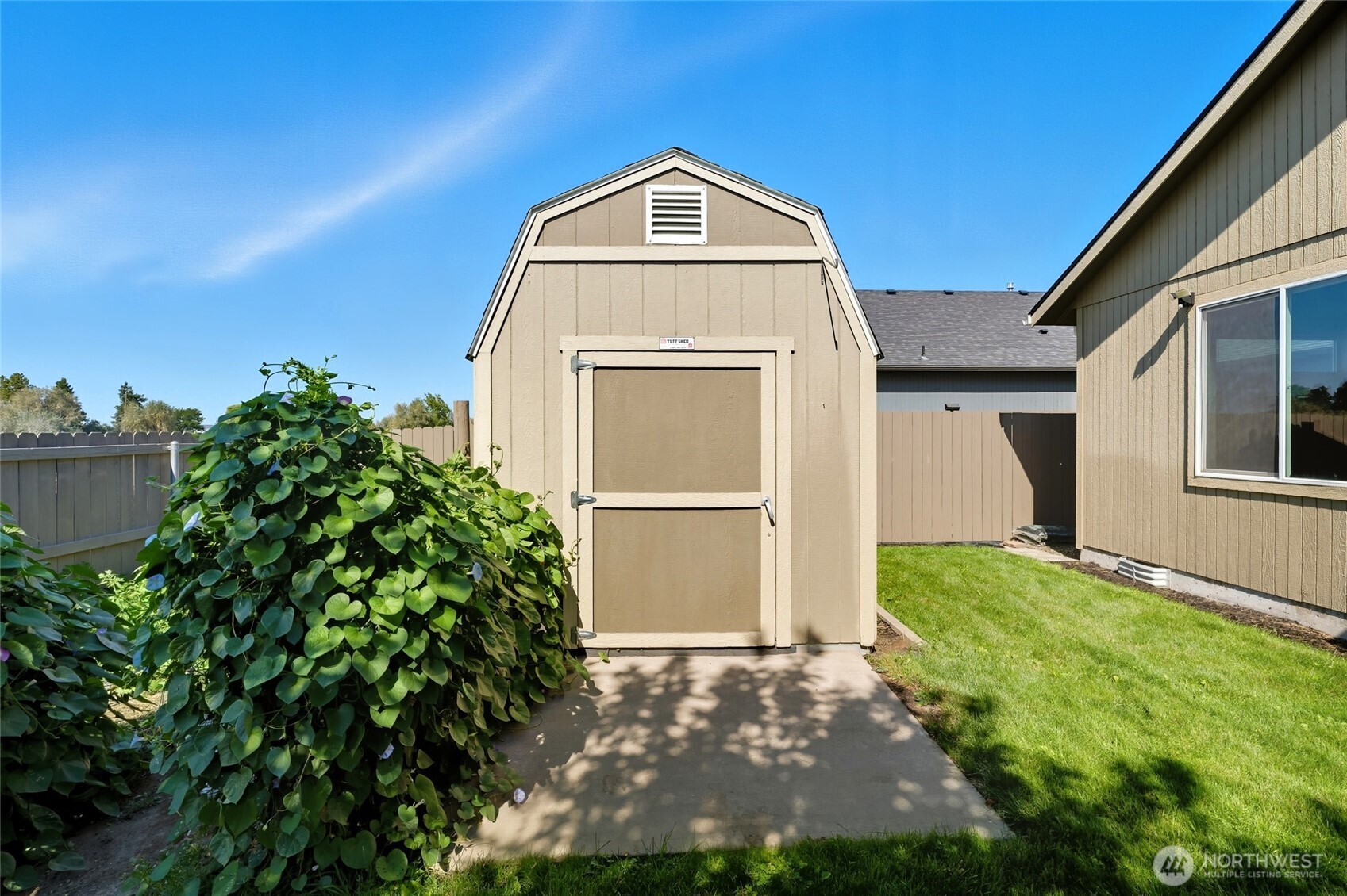 1450 Southwest Greeley Street College Place, WA 99324 - Photo 33 of 36
