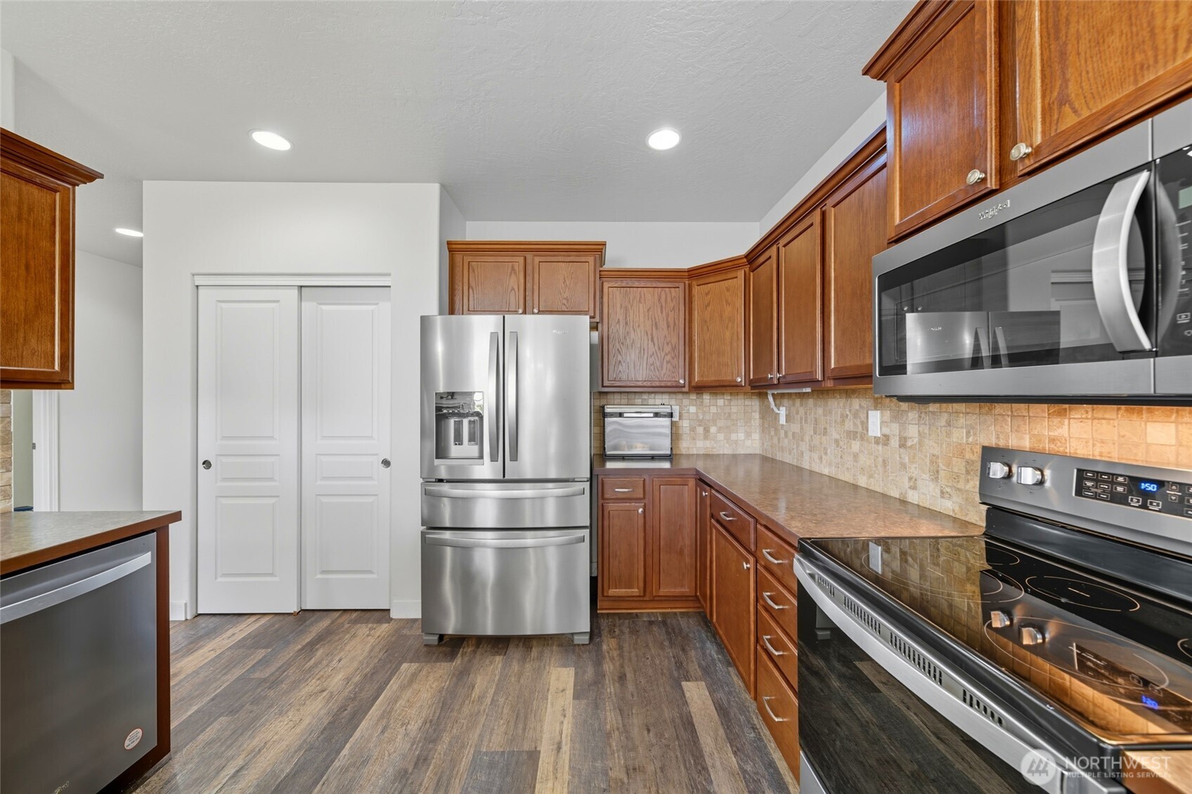 1450 Southwest Greeley Street College Place, WA 99324 - Photo 10 of 36
