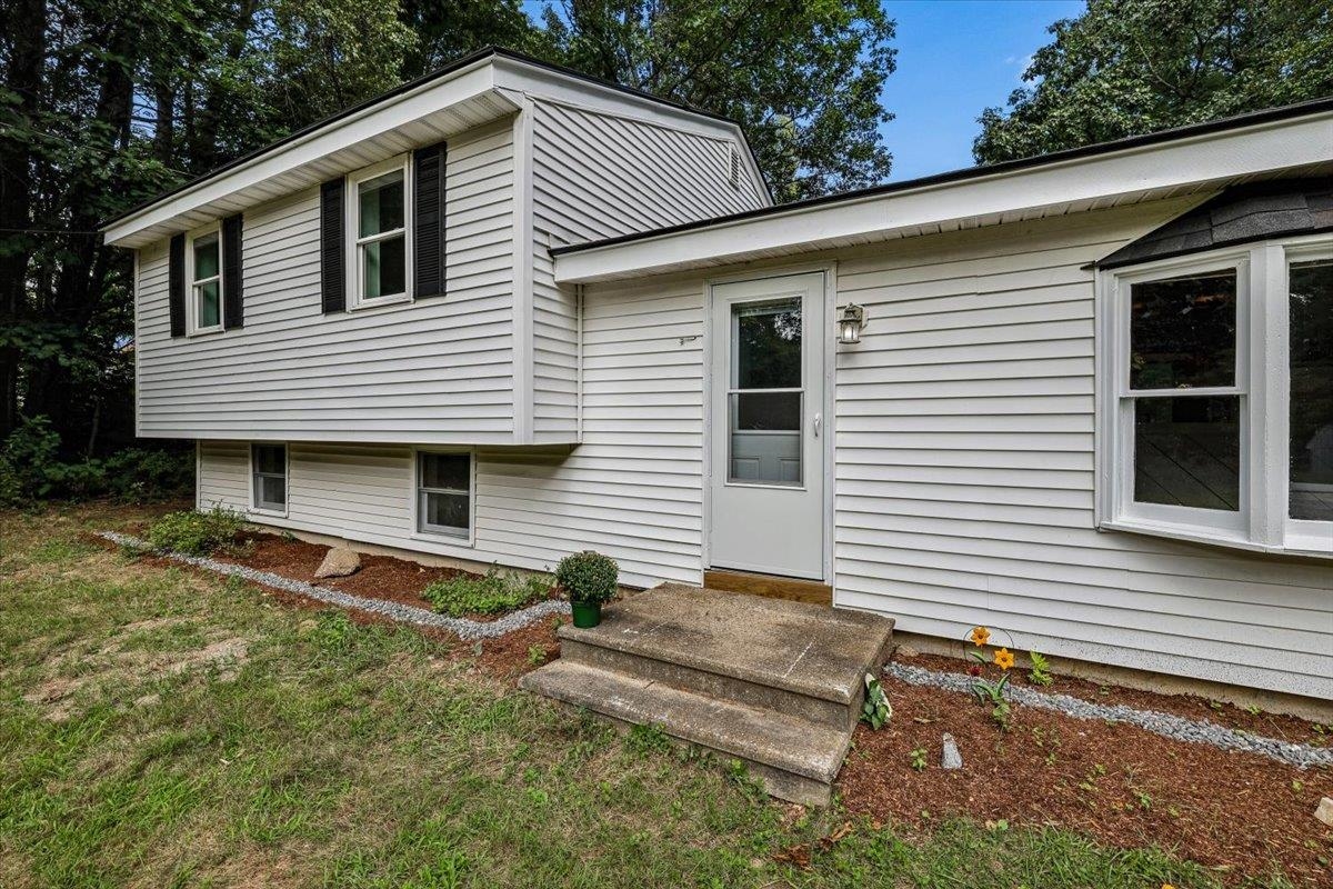 62 Pine Ridge Road Hillsborough, NH 03244 - Photo 12 of 42 Gallery Image 12