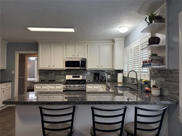 $2,350 | 3411 Linkwood Drive, Houston, TX 77025