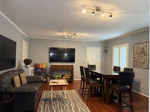 $2,350 | 3411 Linkwood Drive, Houston, TX 77025