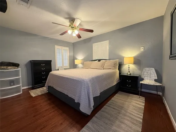 $2,350 | 3411 Linkwood Drive, Houston, TX 77025