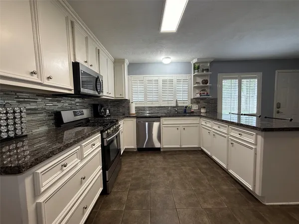 $2,350 | 3411 Linkwood Drive, Houston, TX 77025