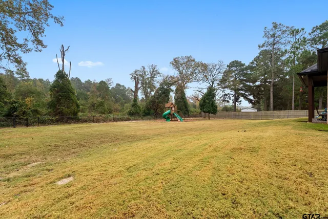 $465,000 | 13937 Magnolia Grove, Lindale, TX 75771