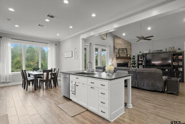 $465,000 | 13937 Magnolia Grove, Lindale, TX 75771