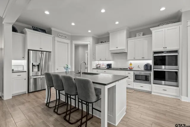 $465,000 | 13937 Magnolia Grove, Lindale, TX 75771