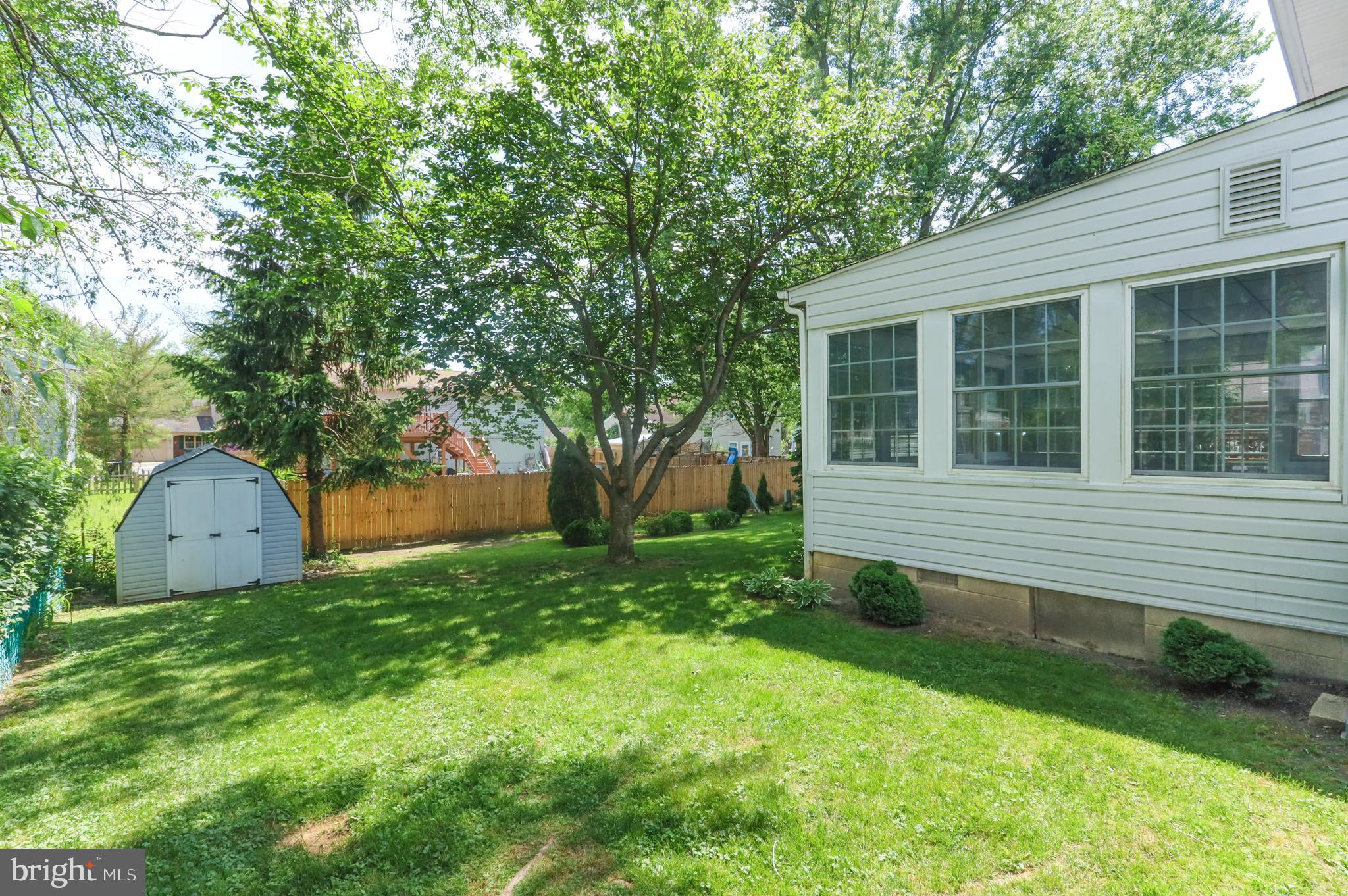502 Garrick Road Hockessin, DE 19707 - Photo 27 of 31 Backyard and Shed