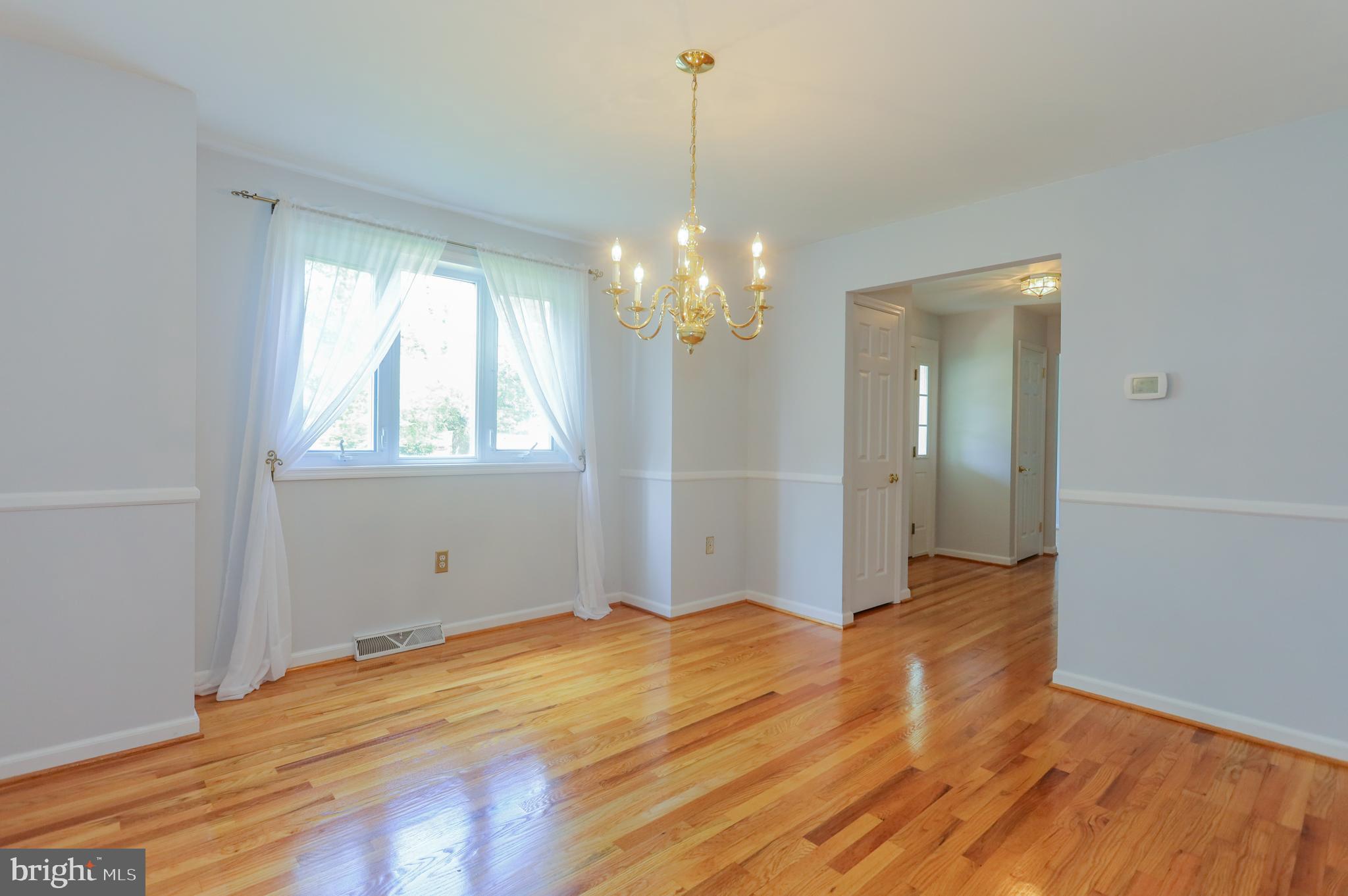 502 Garrick Road Hockessin, DE 19707 - Photo 5 of 31 Dining Room