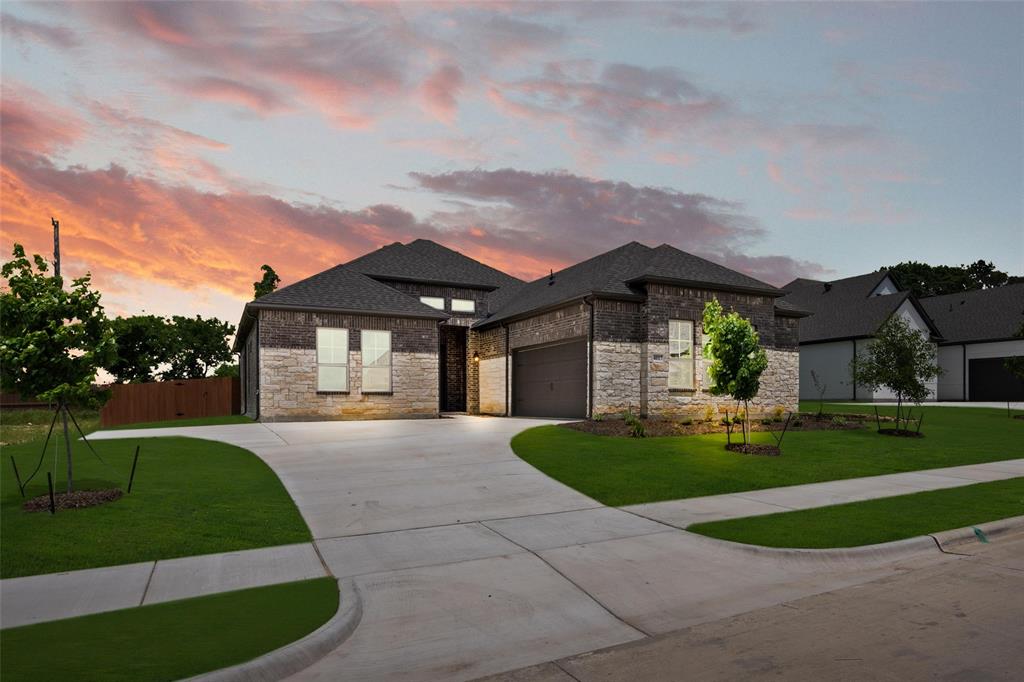 4017 Alpine Street Midlothian, TX 76065 - Photo 3 of 31 4017 Alpine Twilight1