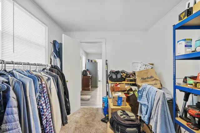 $159,500 | 4205 Albany Street, Colonie, NY 12205