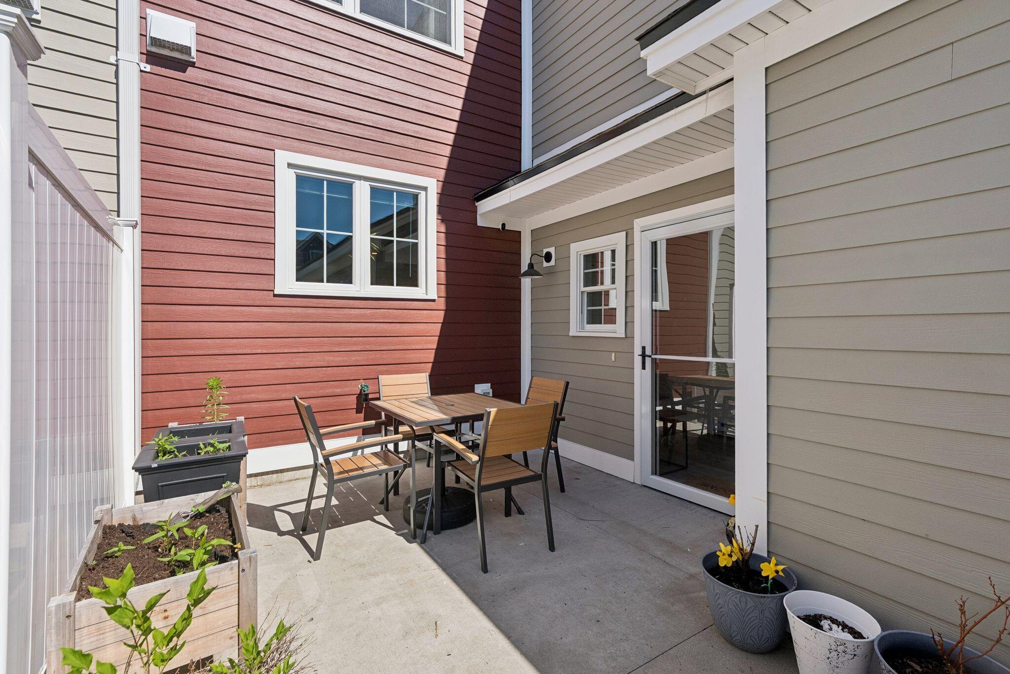 23 Frontrunner Way, Unit B1B Scarborough, ME 04074 - Photo 36 of 41 Patio-Rear