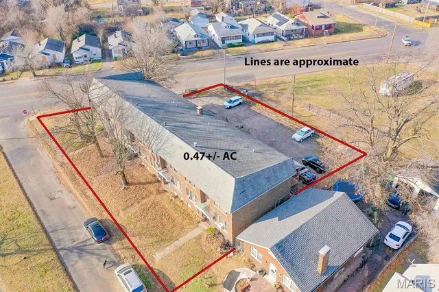 $100,000 | 411 Gray Boulevard, East St. Louis, IL 62205