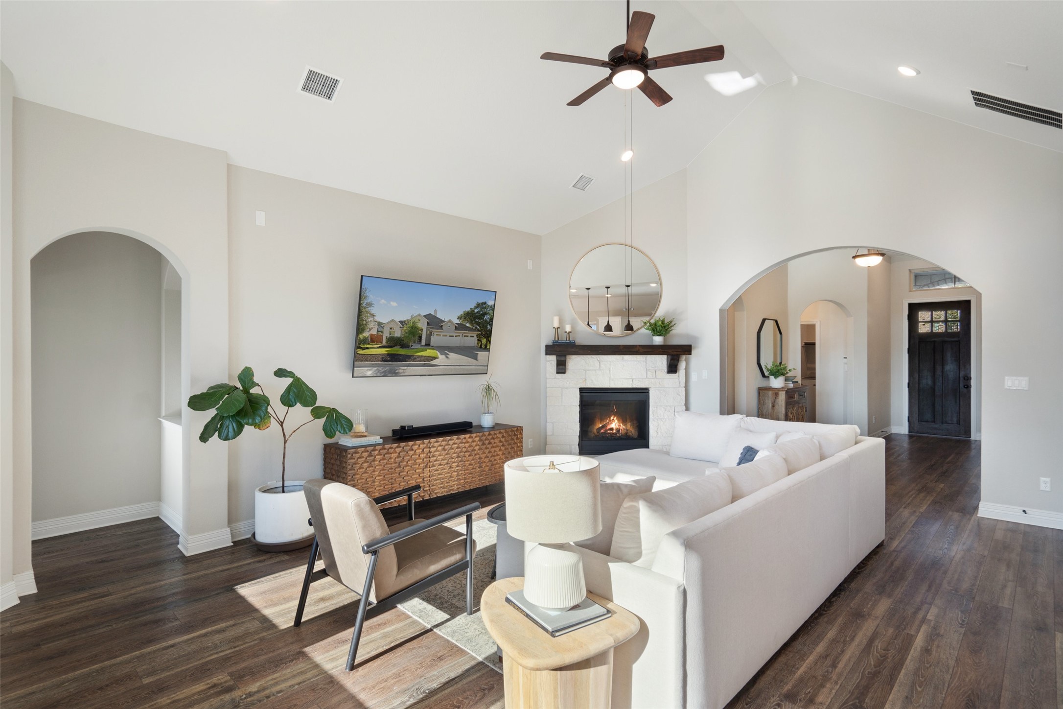 17805 Limestone Spring Lane Austin, TX 78738 - Photo 6 of 39 Gorgeous wood floors
