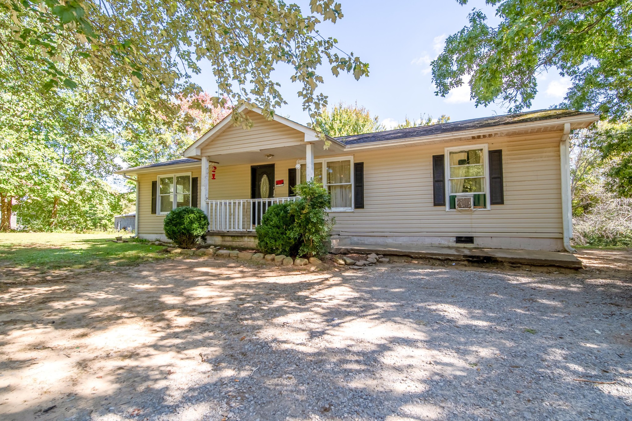 1136 Trussell Road Monteagle, TN 37356 - Photo 3 of 46 Gallery Image 3