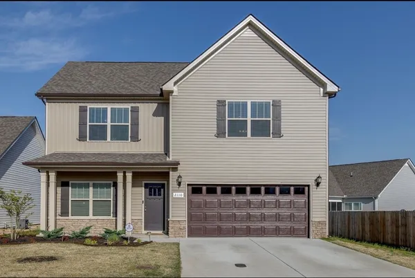 $2,470 | 2110 Oak Drive, Murfreesboro, TN 37128