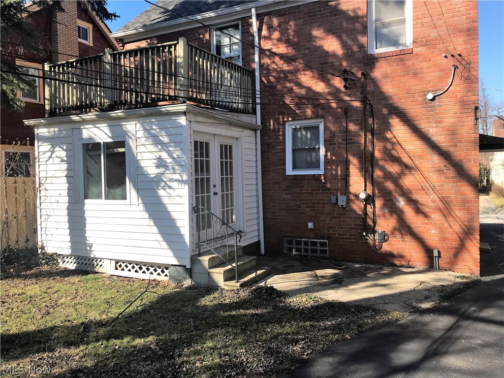 3398 Hartwood Road Cleveland, OH 44112 - Photo 16 of 17