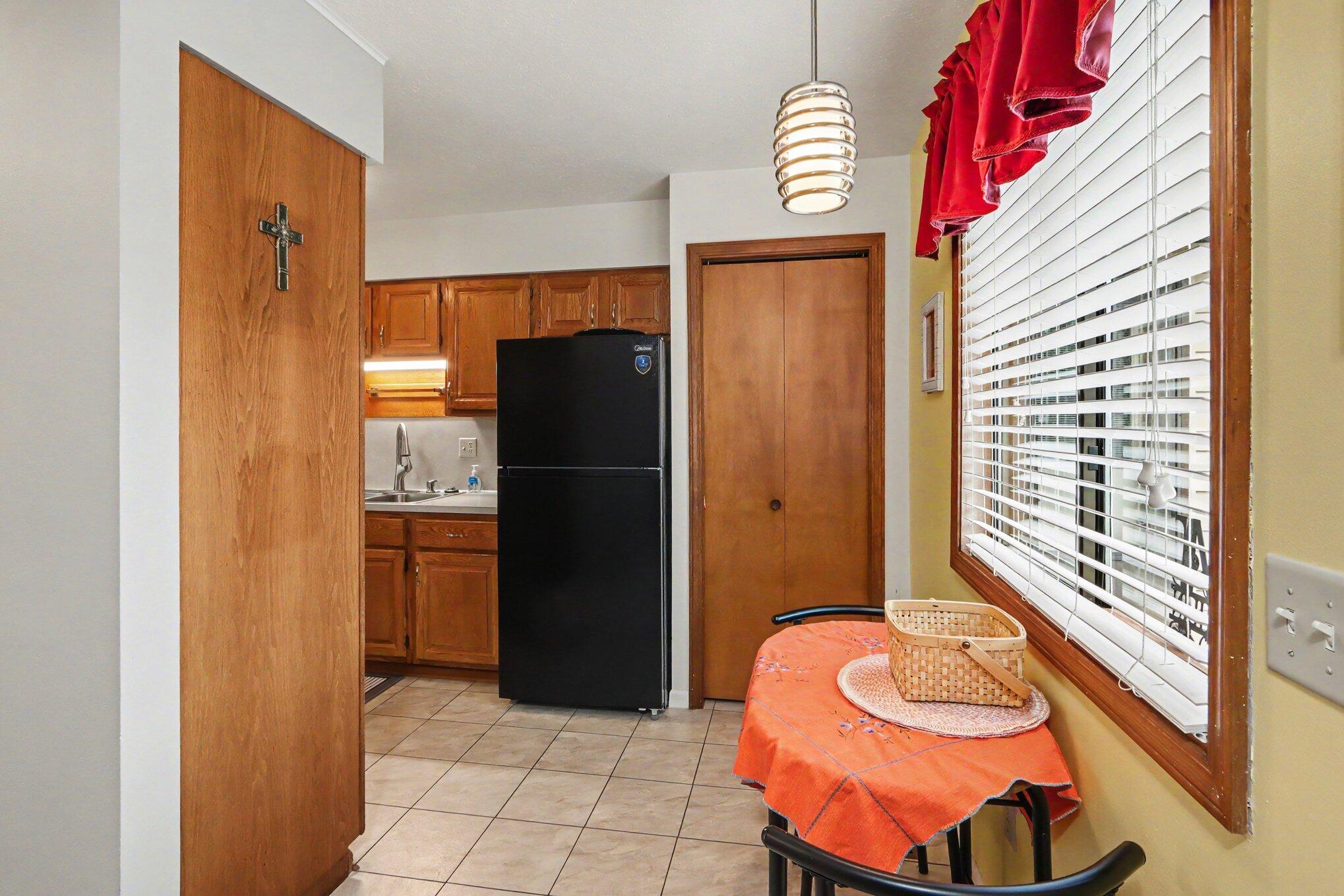 5158 Green Meadow Road, Unit 36 Kalamazoo, MI 49009 - Photo 6 of 19 008_file_7361