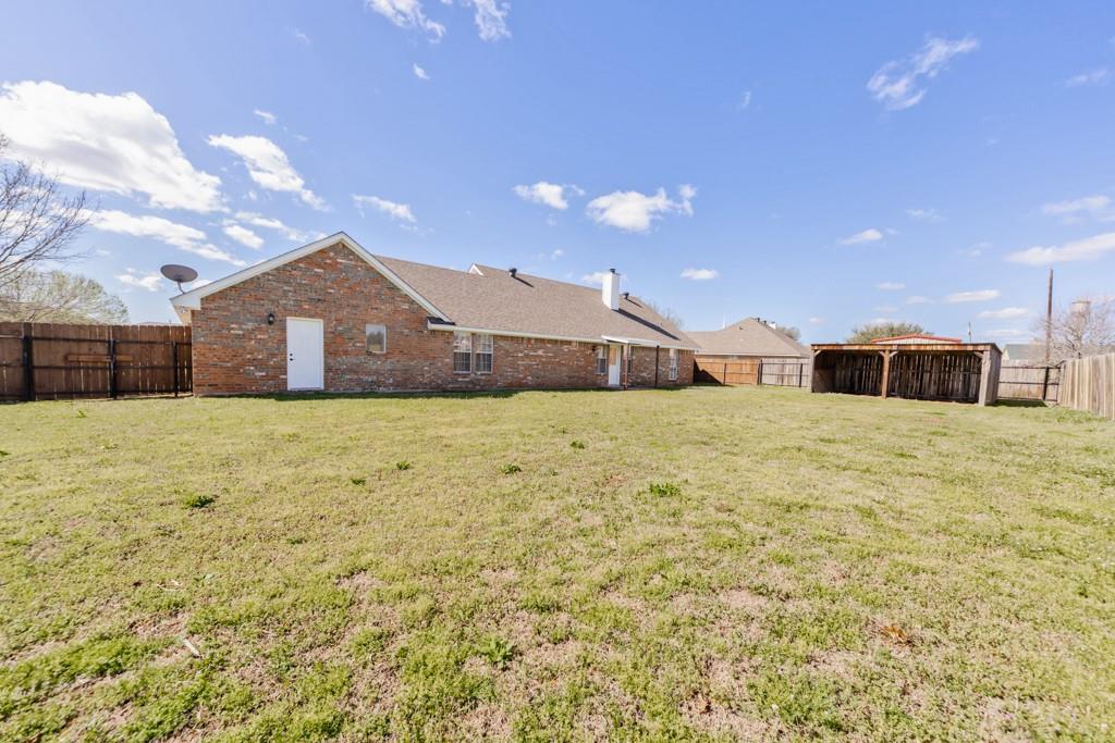 107 Ashley Street Alvord, TX 76225 - Photo 8 of 40