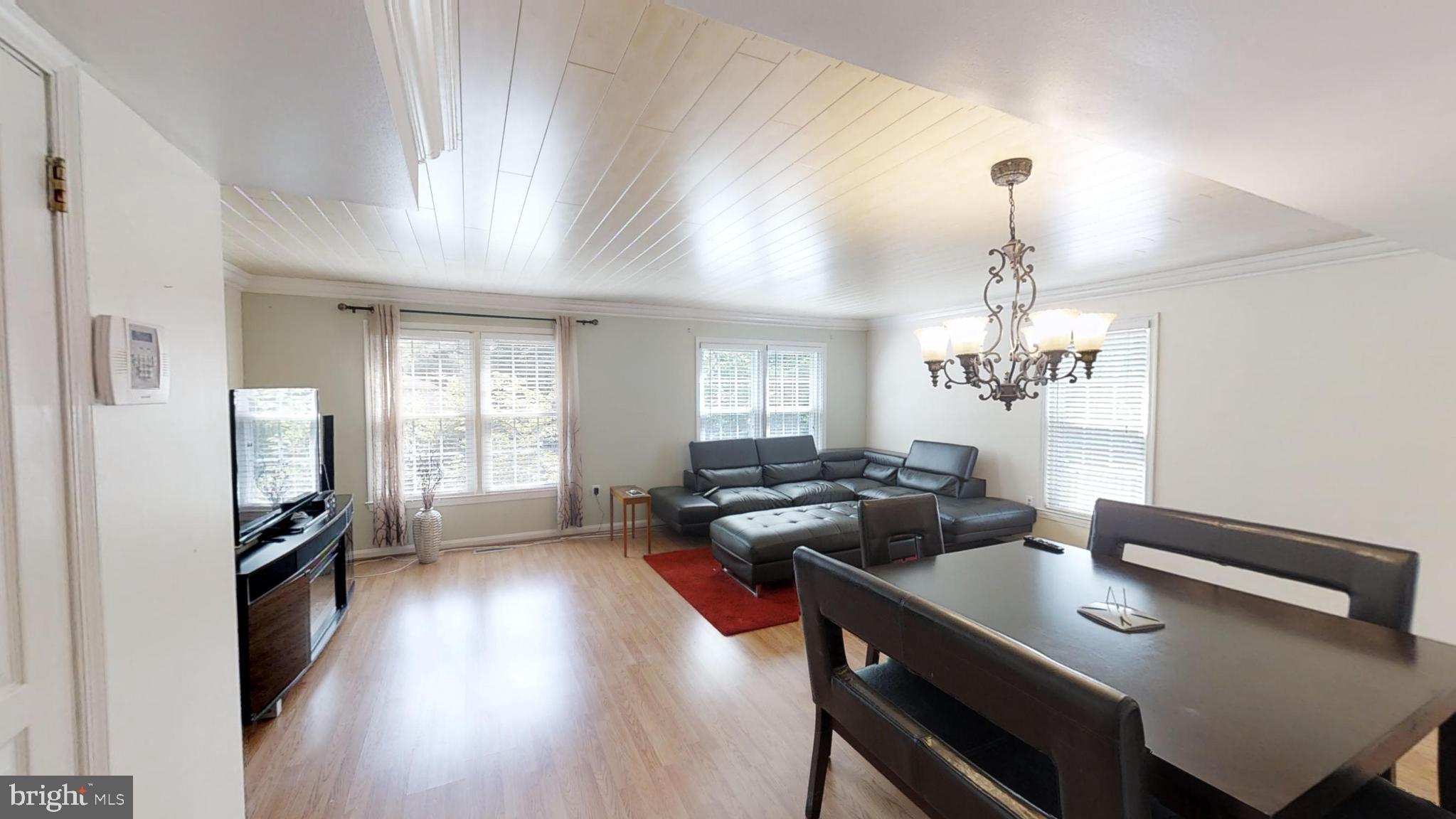 8070 Powderbrook Lane Springfield, VA 22153 - Photo 11 of 65