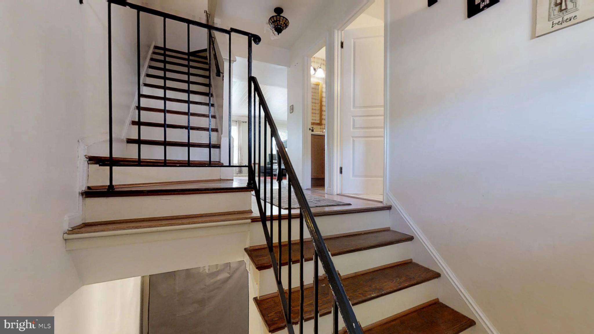 8070 Powderbrook Lane Springfield, VA 22153 - Photo 15 of 65
