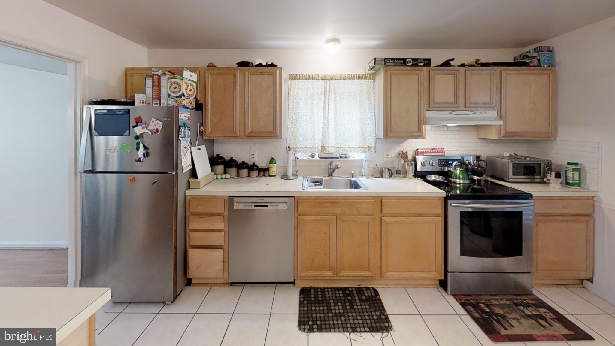 8070 Powderbrook Lane Springfield, VA 22153 - Photo 19 of 65