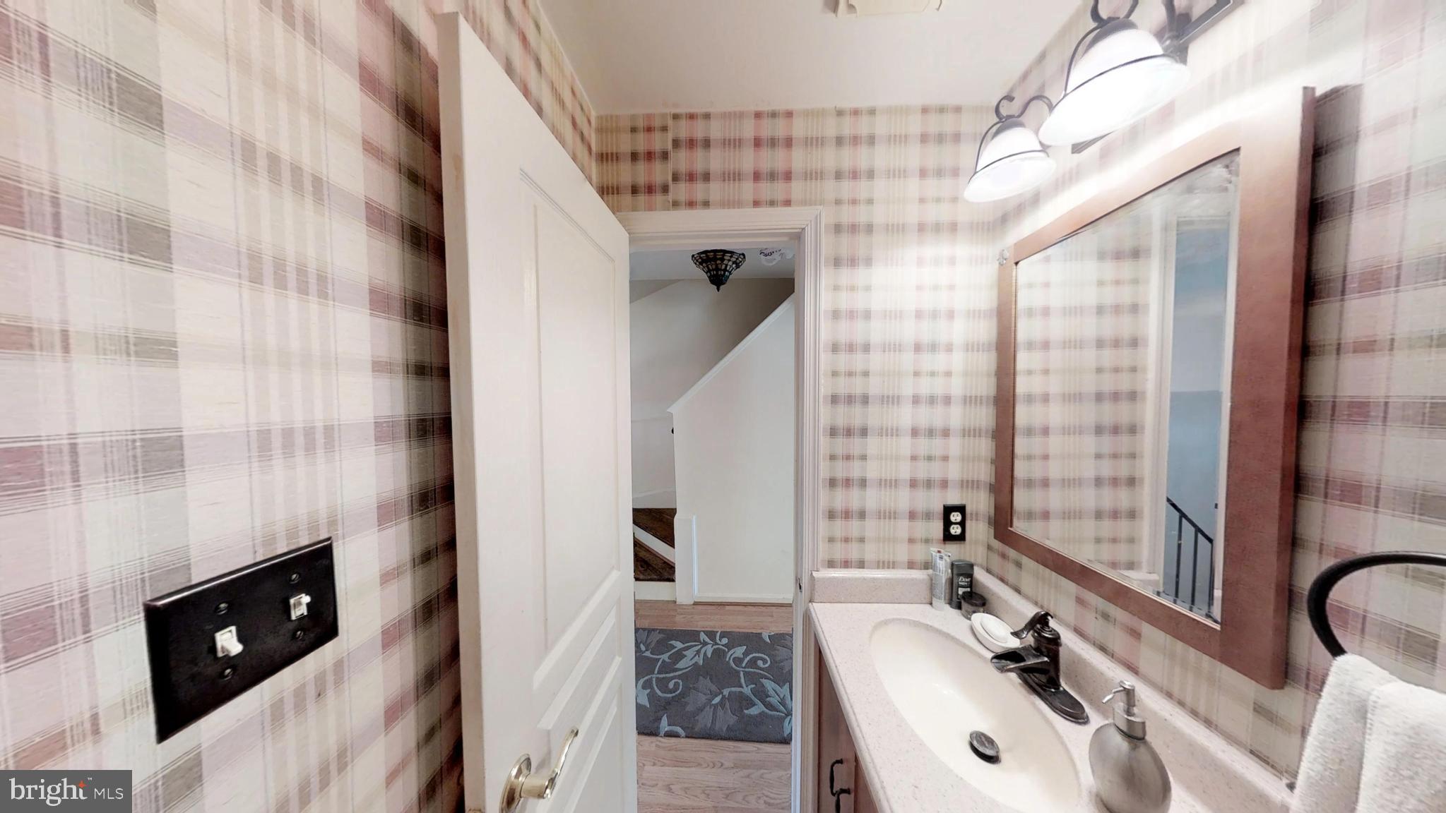 8070 Powderbrook Lane Springfield, VA 22153 - Photo 26 of 65
