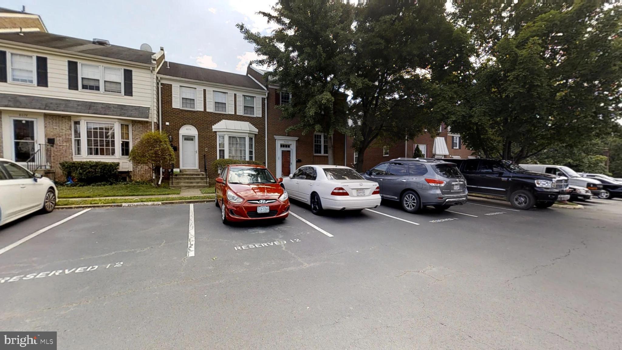 8070 Powderbrook Lane Springfield, VA 22153 - Photo 4 of 65