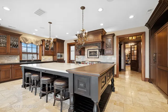 $3,295,000 | 546 Oak Knoll Road, Barrington Hills, IL 60010